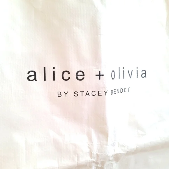 Alice + Olivia Travel Garment Bag - Picture 2 of 3